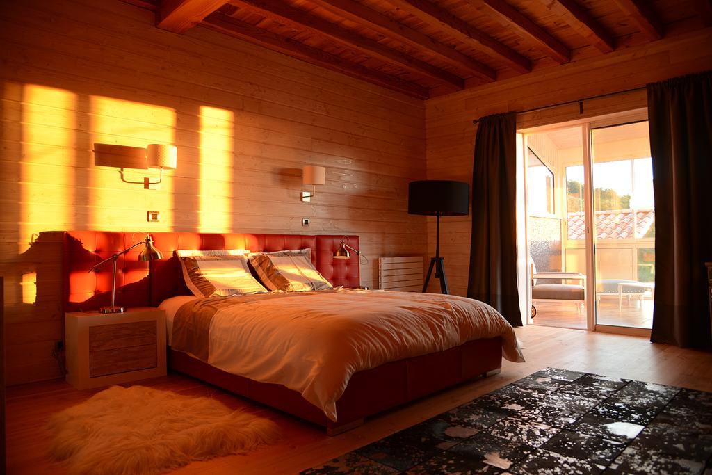 Domaine Du Mont Monnet - Chambre D'Hotes & Gite Longes Екстериор снимка