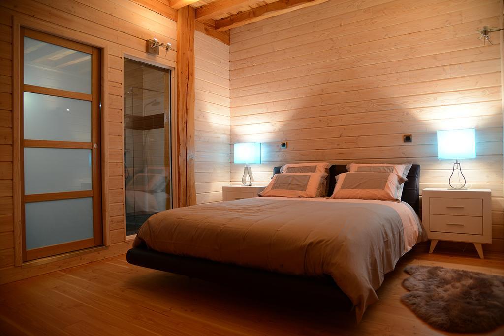 Domaine Du Mont Monnet - Chambre D'Hotes & Gite Longes Екстериор снимка