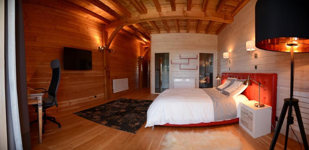 Domaine Du Mont Monnet - Chambre D'Hotes & Gite Longes Екстериор снимка